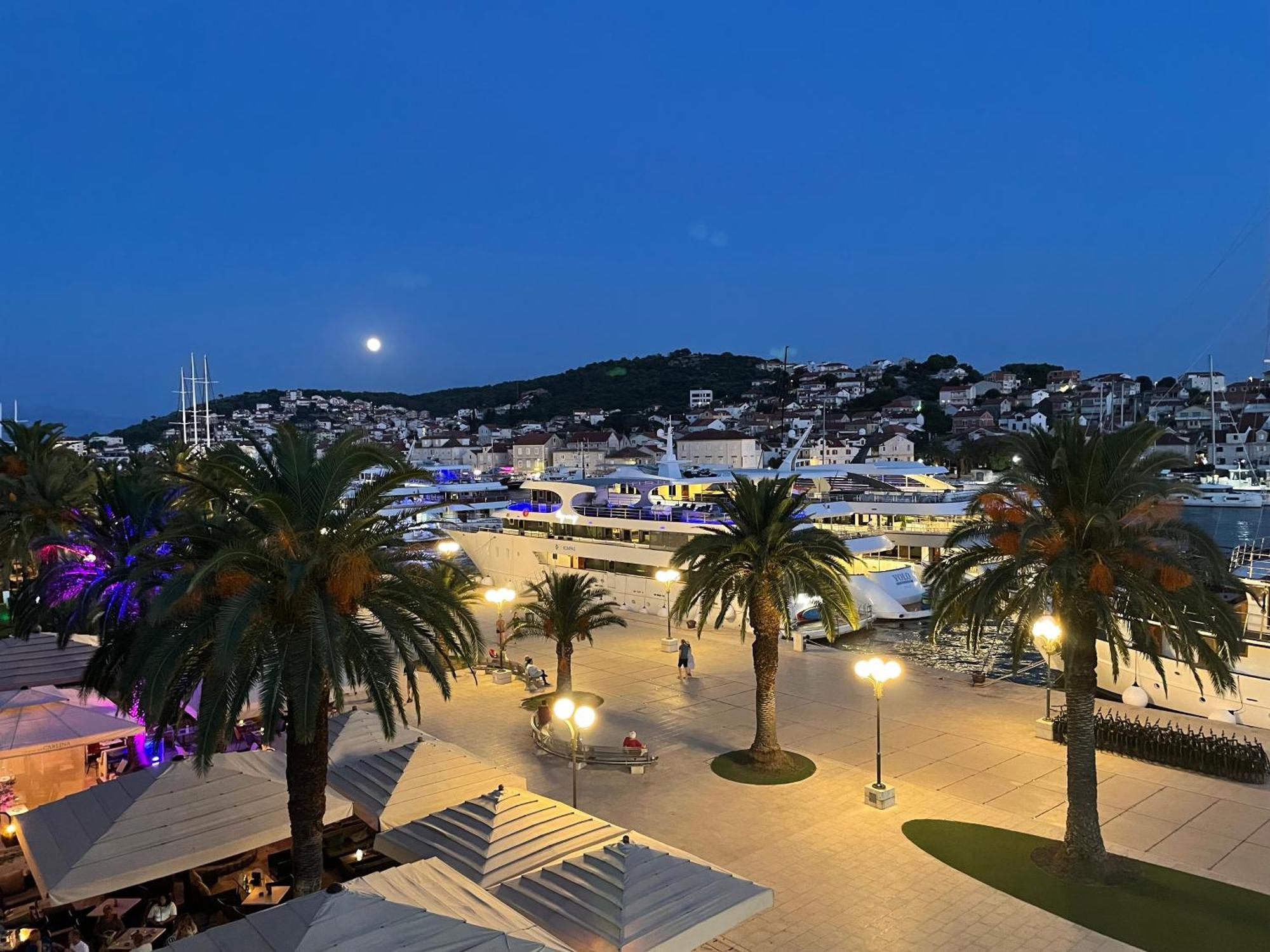 Dinka Old Town Apartment With Sea View Trogir Ngoại thất bức ảnh